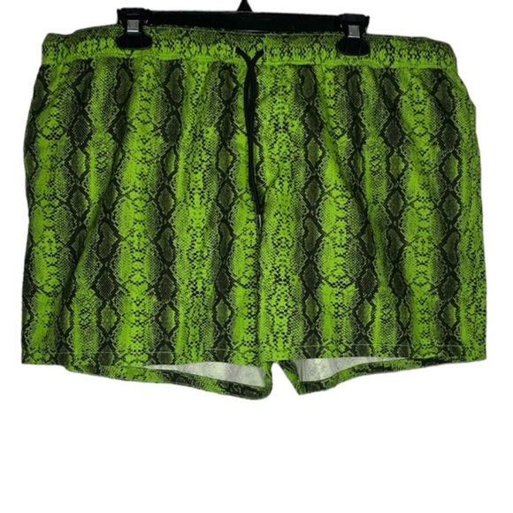 ASOS Other - ASOS Snakeskin Print Shorts (Size:4XL Color:Green/Black)